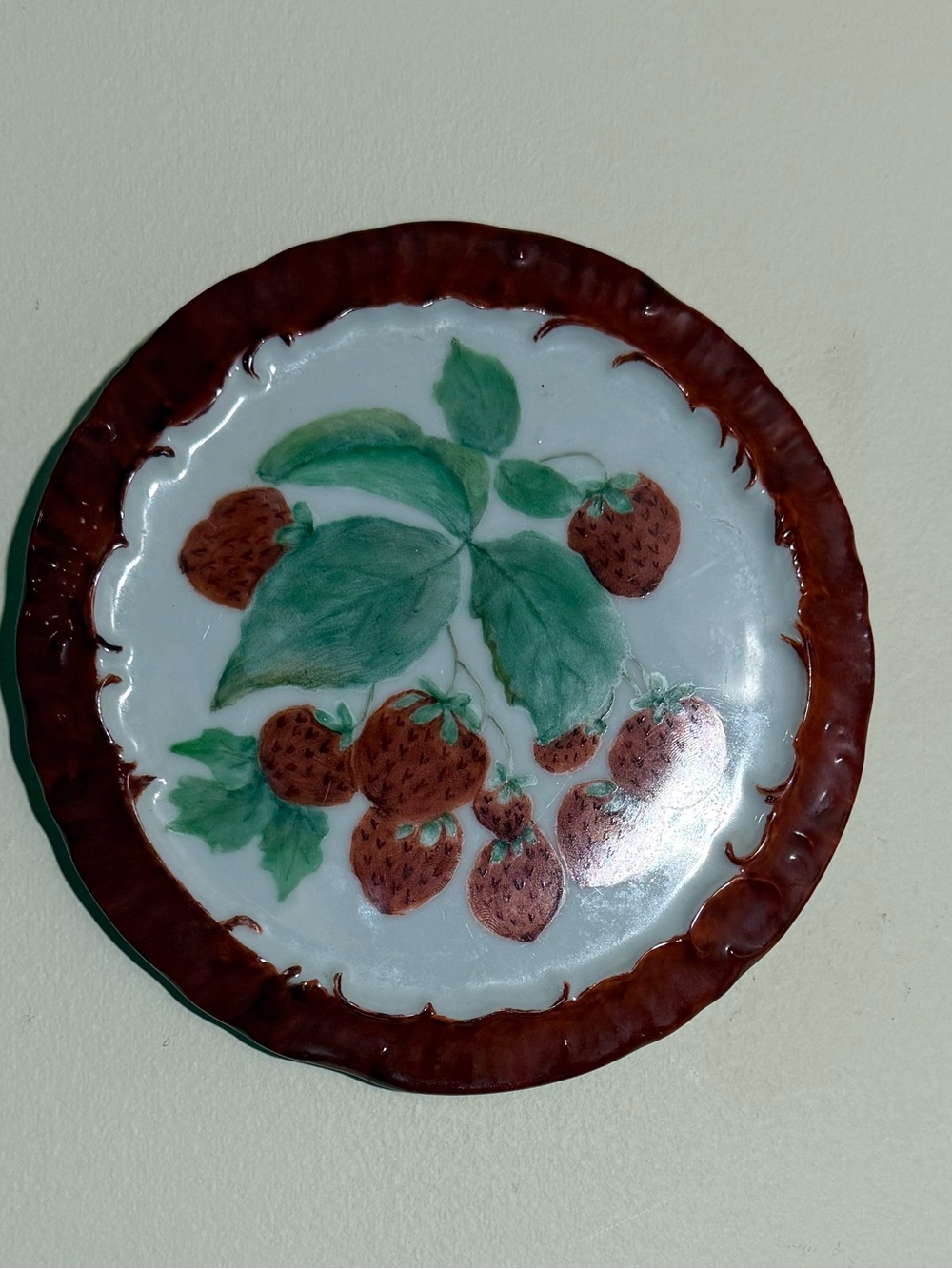 Vintage 1965 Cottagecore Grandmacore Strawberry Ceramic Wall Plate - Red & Green